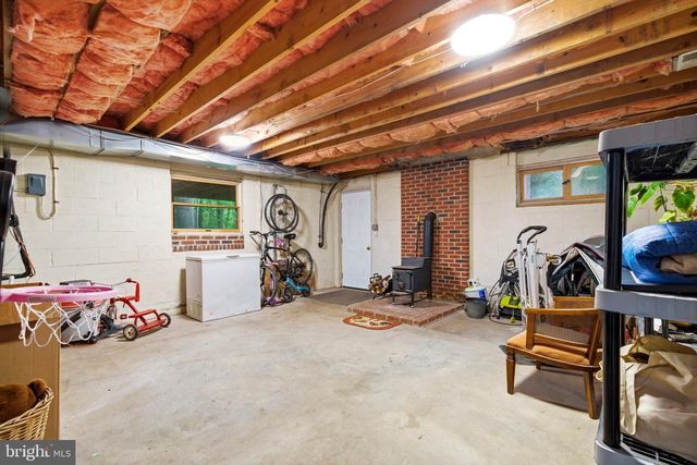 11 TRACYS LN, Tracys Landing, MD 20779