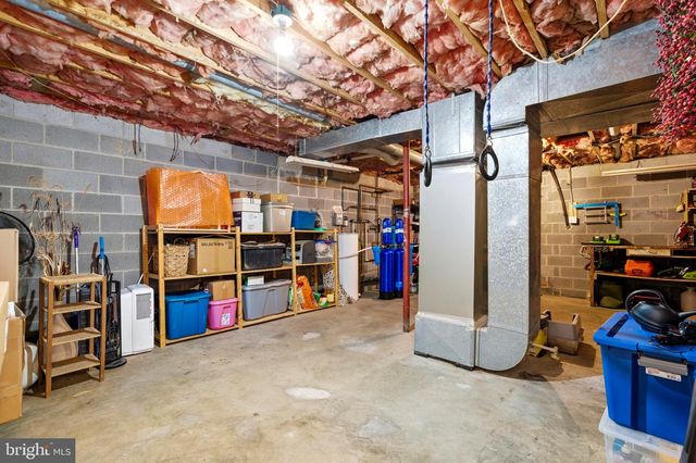 11 TRACYS LN, Tracys Landing, MD 20779