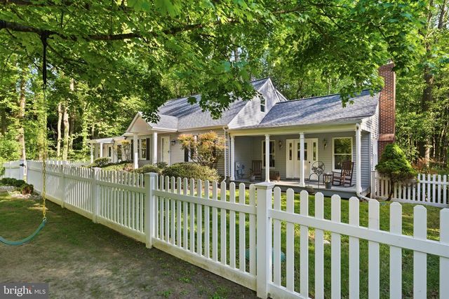 11 TRACYS LN, Tracys Landing, MD 20779