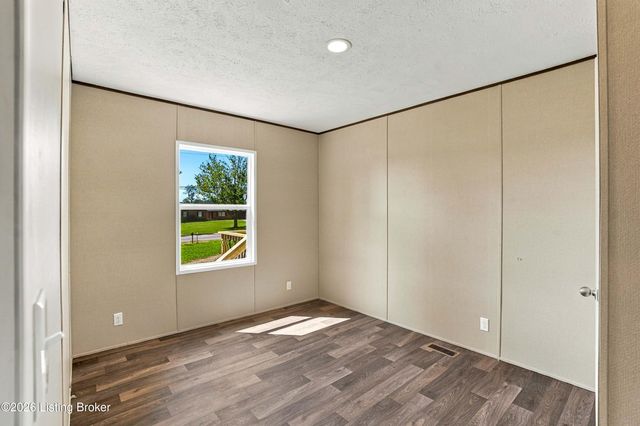 8686 Brandenburg Rd, Ekron, KY 40117