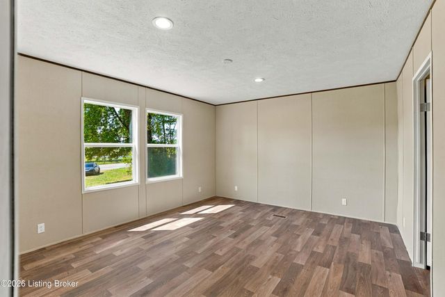 8686 Brandenburg Rd, Ekron, KY 40117