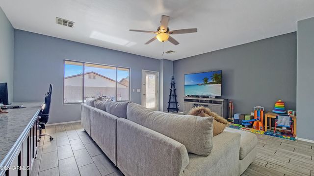 9949 W MARGUERITE Avenue, Tolleson, AZ 85353