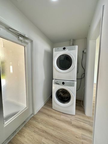 3421 NE 14th Avenue, Pompano Beach, FL 33064