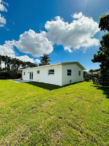 3421 NE 14th Avenue, Pompano Beach, FL 33064