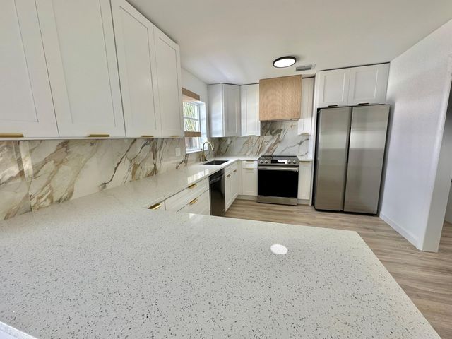 3421 NE 14th Avenue, Pompano Beach, FL 33064