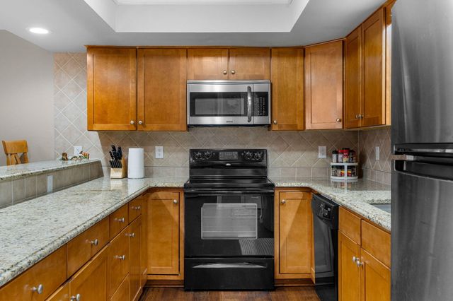 91 Port Drive 1, Kimberling City, MO 65686