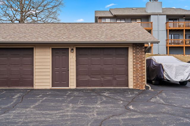 91 Port Drive 1, Kimberling City, MO 65686