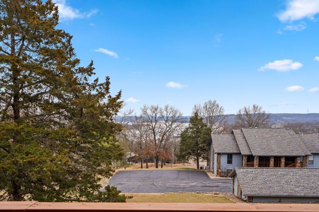 91 Port Drive 1, Kimberling City, MO 65686