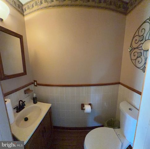 239 TINSLEY CT, Newark, DE 19702