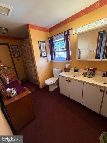 239 TINSLEY CT, Newark, DE 19702