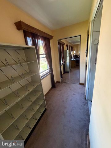 239 TINSLEY CT, Newark, DE 19702