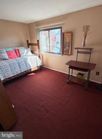 239 TINSLEY CT, Newark, DE 19702