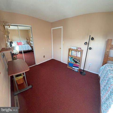 239 TINSLEY CT, Newark, DE 19702