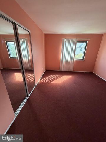 239 TINSLEY CT, Newark, DE 19702