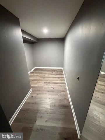 239 TINSLEY CT, Newark, DE 19702