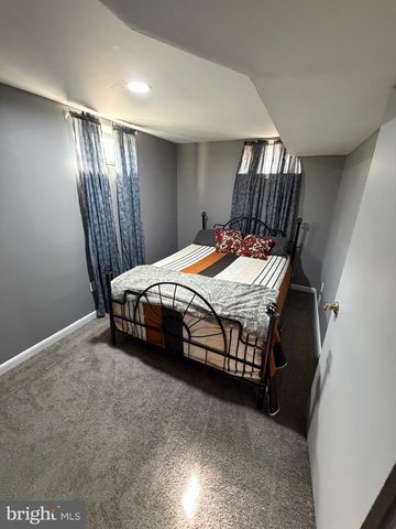 239 TINSLEY CT, Newark, DE 19702