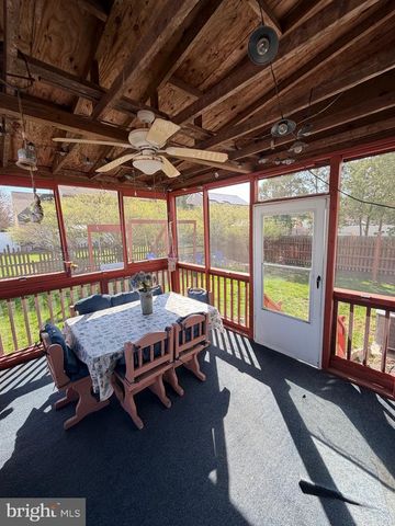 239 TINSLEY CT, Newark, DE 19702