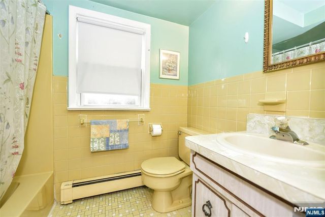 90 Emwood Drive, Emerson, NJ 07630