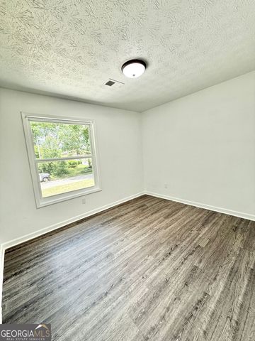 8399 Lake Drive, Snellville, GA 30039