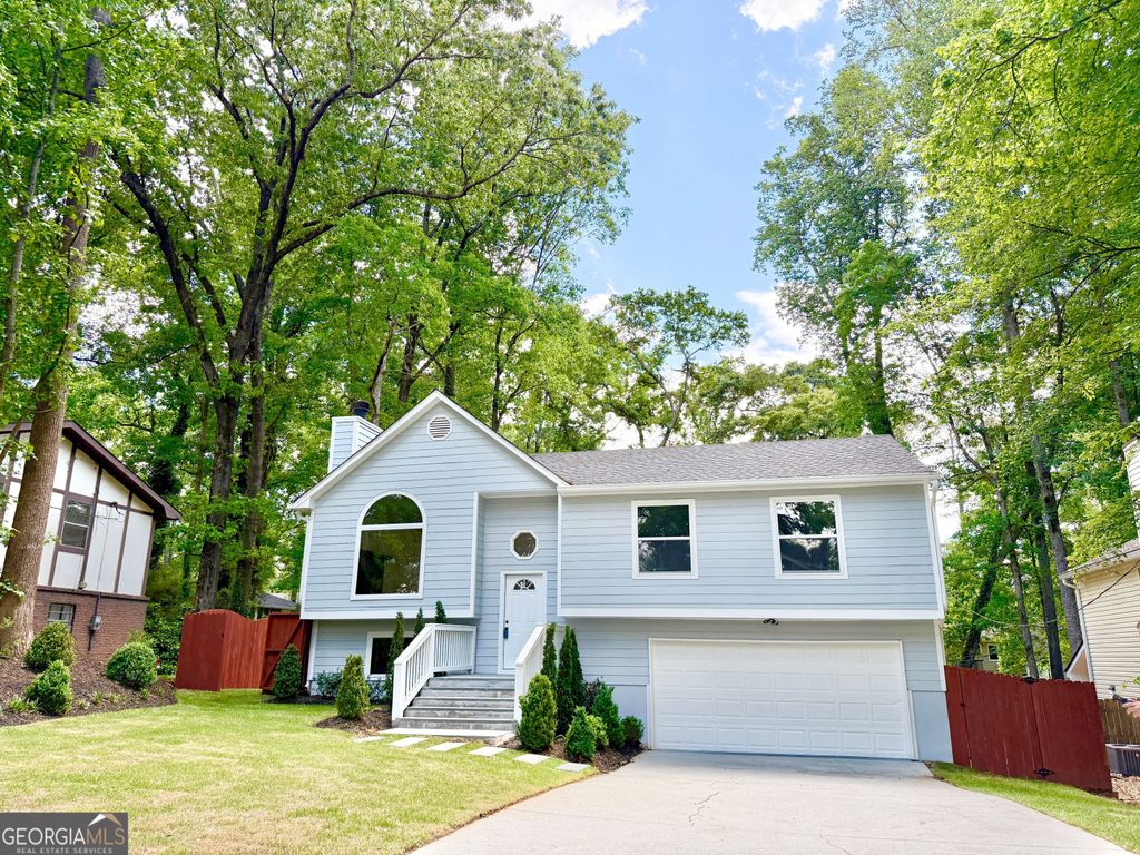8399 Lake Drive, Snellville, GA 30039