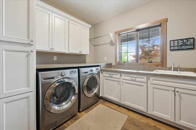 3635 Stanwood Drive, Dewitt, MI 48820