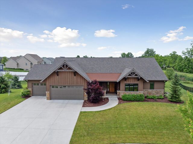3635 Stanwood Drive, Dewitt, MI 48820