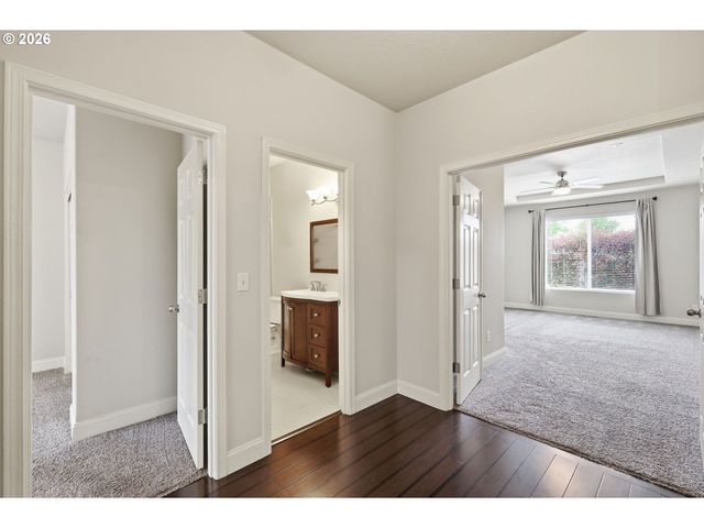 1190 PEASCOD Dr, Eugene, OR 97402