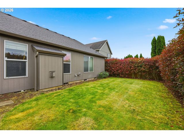 1190 PEASCOD Dr, Eugene, OR 97402