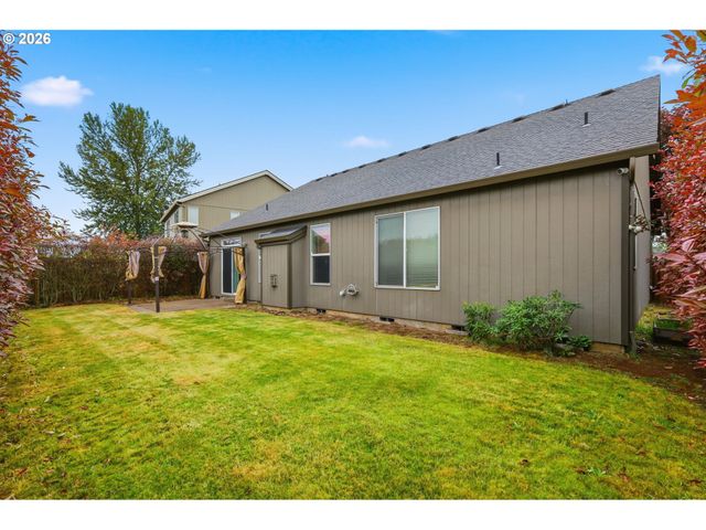 1190 PEASCOD Dr, Eugene, OR 97402