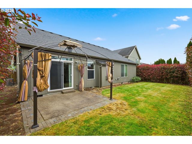 1190 PEASCOD Dr, Eugene, OR 97402