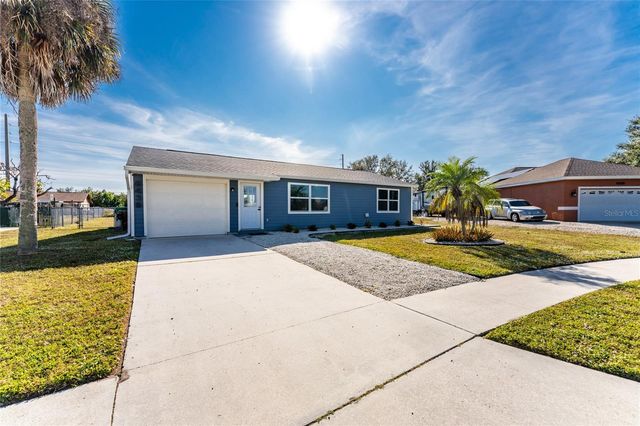 6439 FACET LANE, Port Charlotte, FL 33981