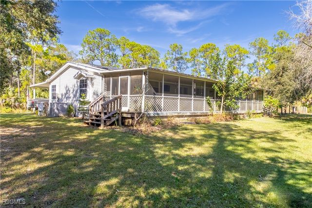 1198 Silver Fox LN, Labelle, FL 33935