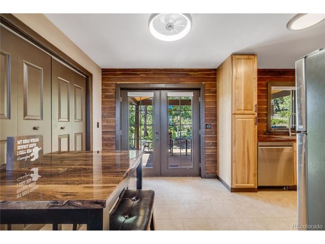 235 Aspen Ln, Hartsel, CO 80449