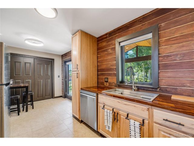 235 Aspen Ln, Hartsel, CO 80449