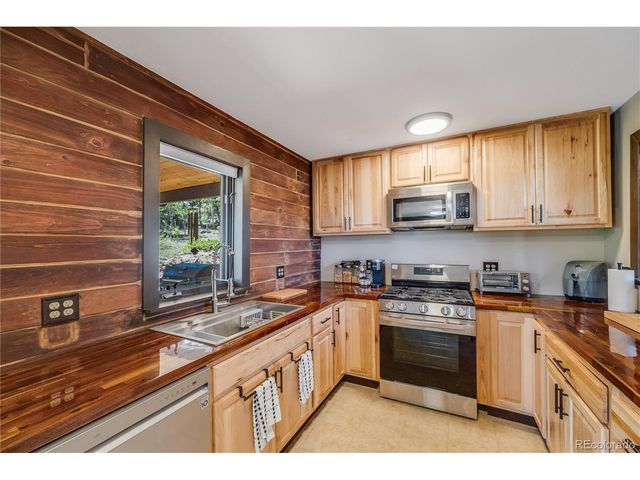 235 Aspen Ln, Hartsel, CO 80449