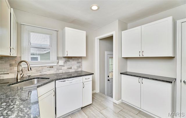 807 Selma Avenue, St Louis, MO 63119