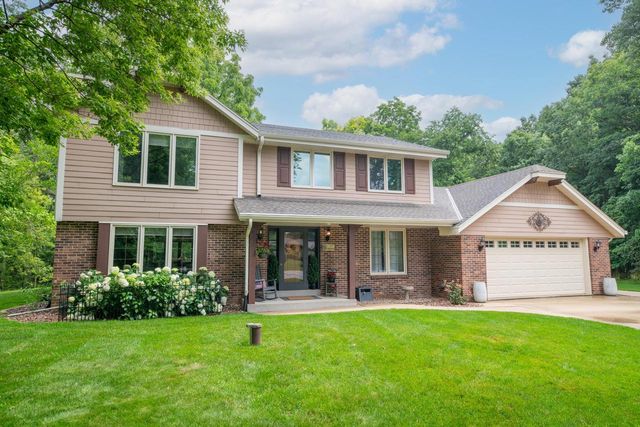 N70W26516 Wilderness WAY, Lisbon, WI 53089