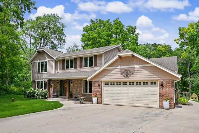 N70W26516 Wilderness WAY, Lisbon, WI 53089
