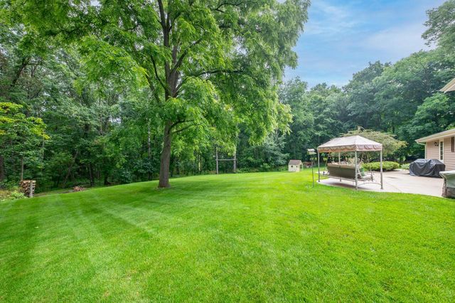 N70W26516 Wilderness WAY, Lisbon, WI 53089