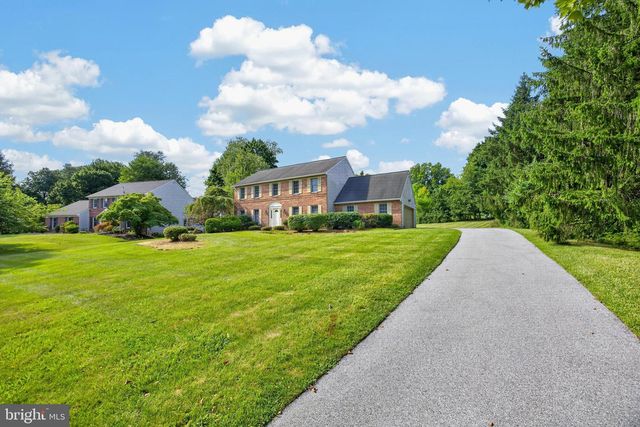 1671 BOW TREE DR, West Chester, PA 19380