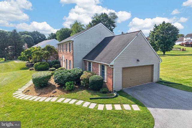1671 BOW TREE DR, West Chester, PA 19380
