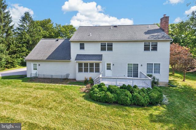 1671 BOW TREE DR, West Chester, PA 19380