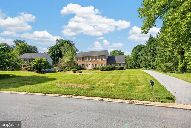 1671 BOW TREE DR, West Chester, PA 19380