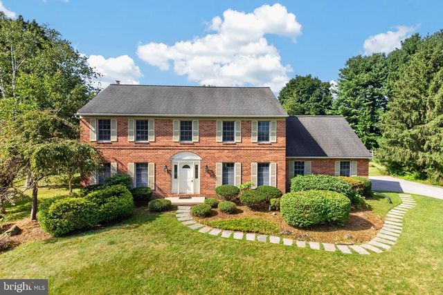 1671 BOW TREE DR, West Chester, PA 19380