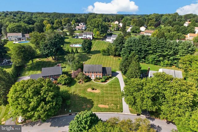 1671 BOW TREE DR, West Chester, PA 19380