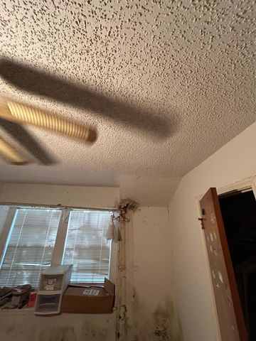 1710 Indian Shores Road, Crosby, TX 77532