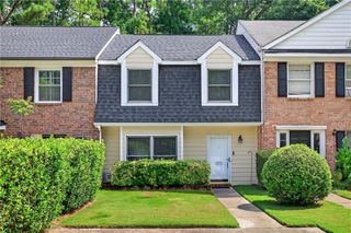 1715 Twin Brooks SE Drive, Marietta, GA 30067