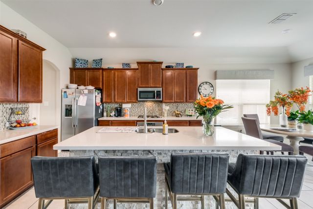 7233 Montosa Trail, Fort Worth, TX 76131