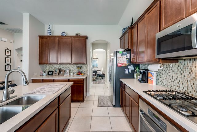 7233 Montosa Trail, Fort Worth, TX 76131