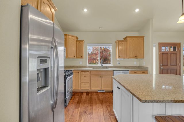 20874 Covey Court, Bend, OR 97701